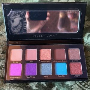 Violet Voss Essentials Palette 2